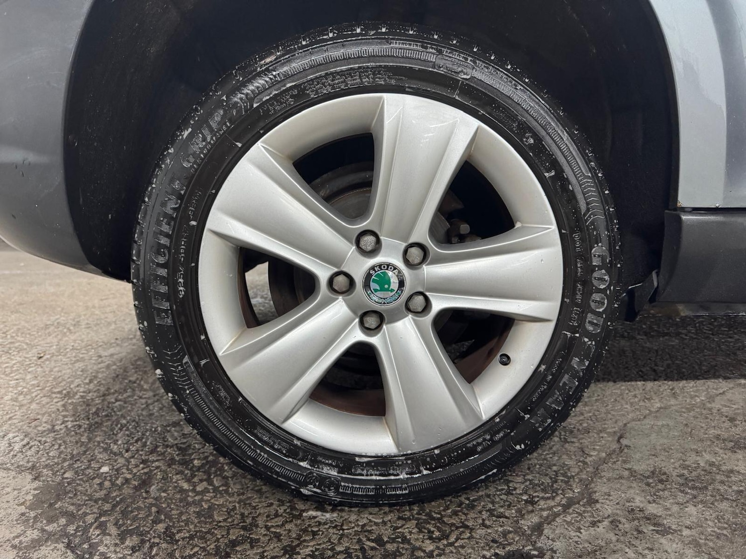 Used Skoda Yeti 2012 for sale - 77097930: Photo 32