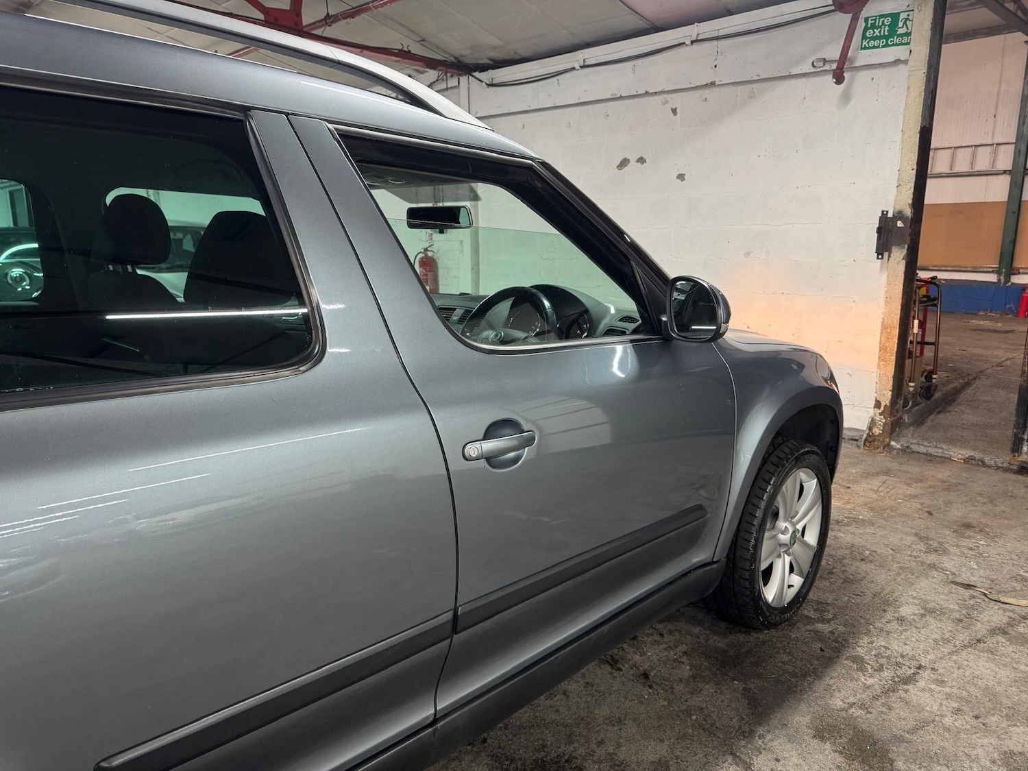 Used Skoda Yeti 2012 for sale - 77097930: Photo 33