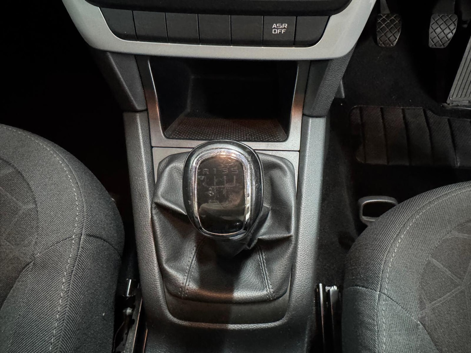 Used Skoda Yeti 2012 for sale - 77097930: Photo 38