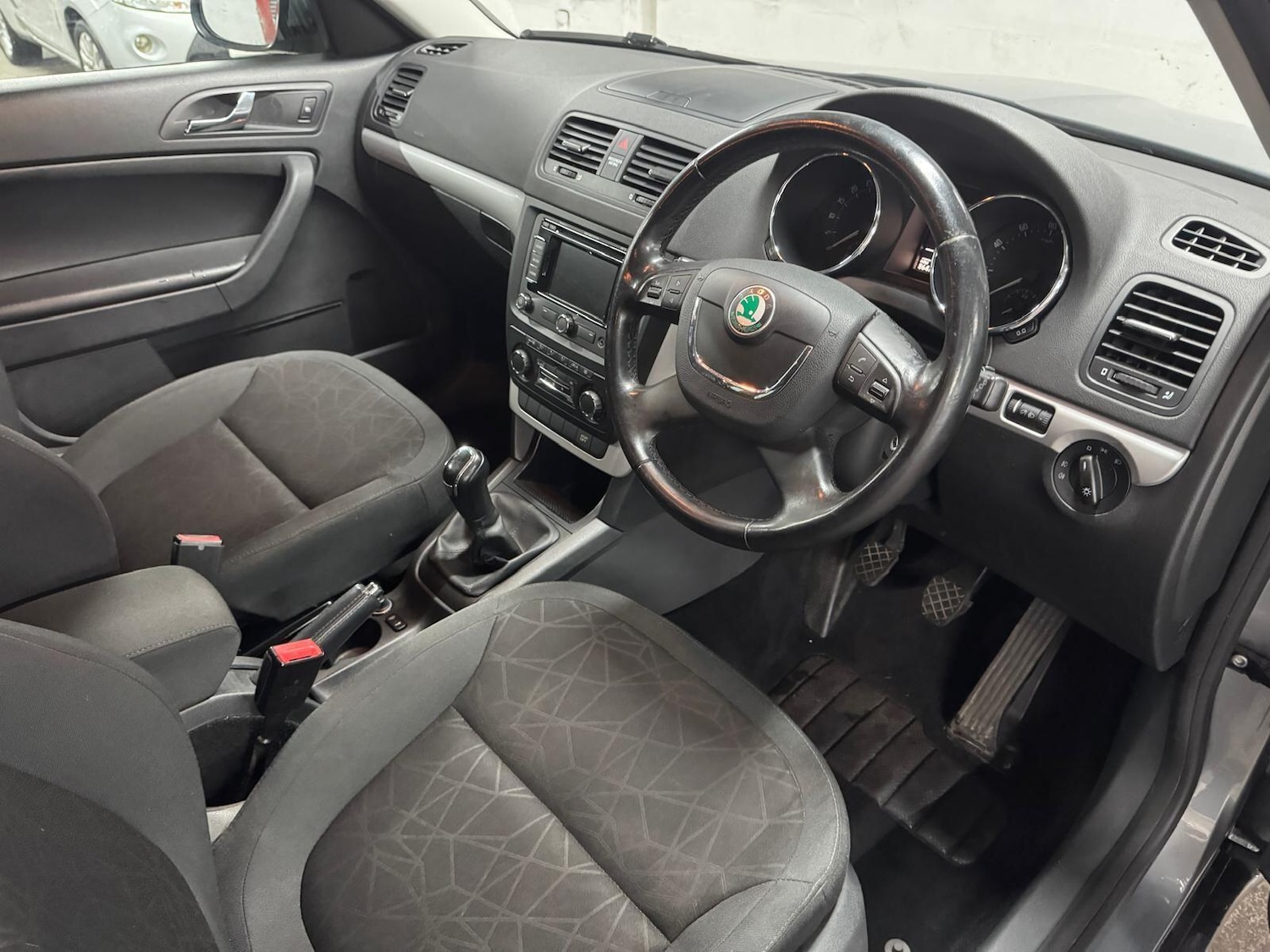 Used Skoda Yeti 2012 for sale - 77097930: Photo 42