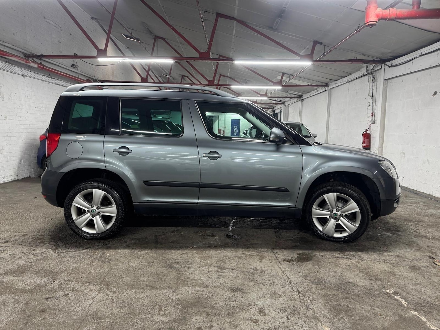 Used Skoda Yeti 2012 for sale - 77097930: Photo 48