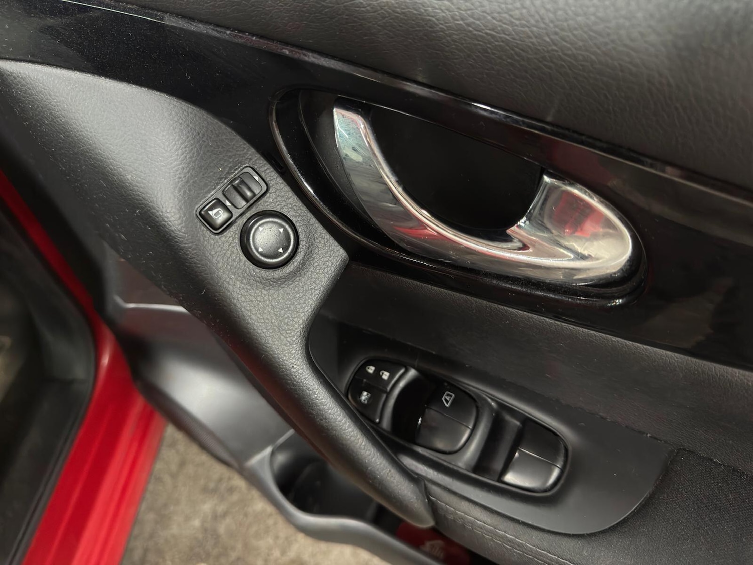 Used Nissan Qashqai 2015 for sale - 77993070: Photo 12