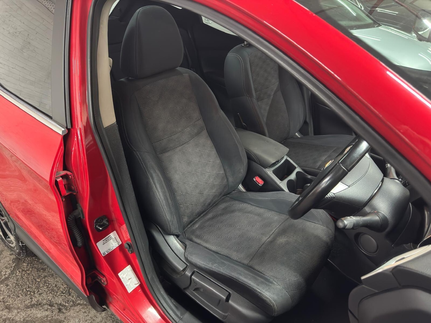 Used Nissan Qashqai 2015 for sale - 77993070: Photo 15