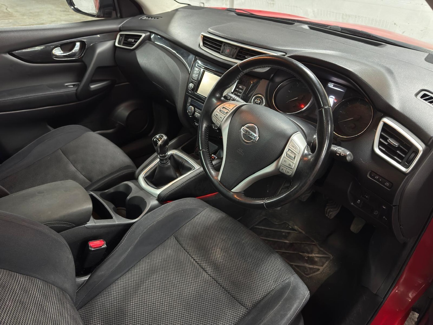 Used Nissan Qashqai 2015 for sale - 77993070: Photo 16