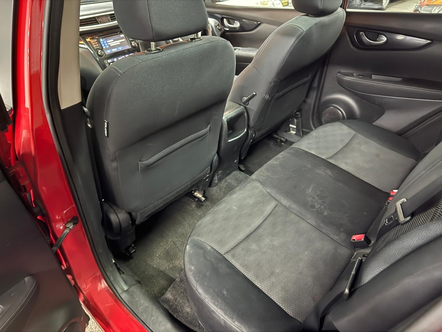 Used Nissan Qashqai 2015 for sale - 77993070: Photo 41