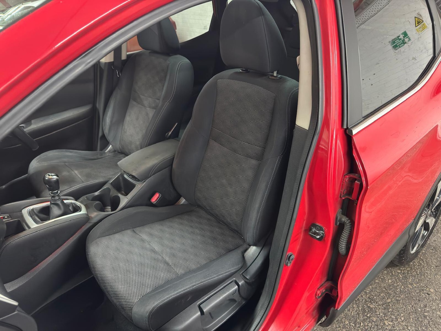 Used Nissan Qashqai 2015 for sale - 77993070: Photo 45