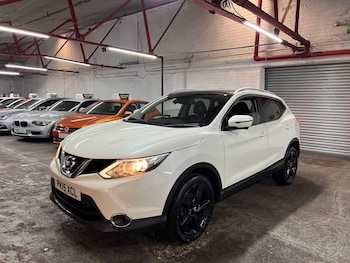 Used Nissan Qashqai 2015 for sale - 78772303: Photo