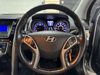 Used Hyundai i30 2015 for sale - 75377805: Photo