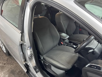 Used Ford Focus 2018 for sale - 79292298: Photo