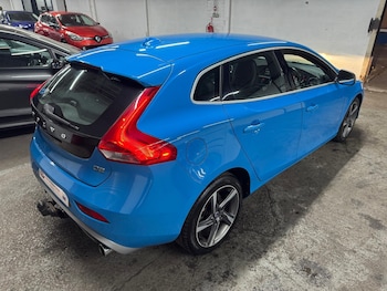 Used Volvo V40 2015 for sale - 78548197: Photo