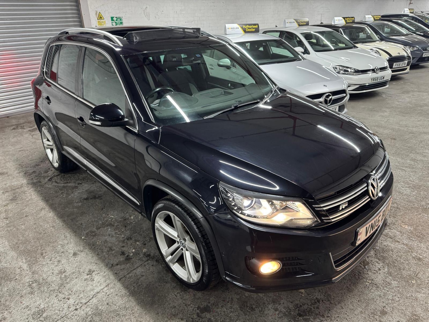Used Volkswagen Tiguan 2015 for sale - 76597179: Photo 11