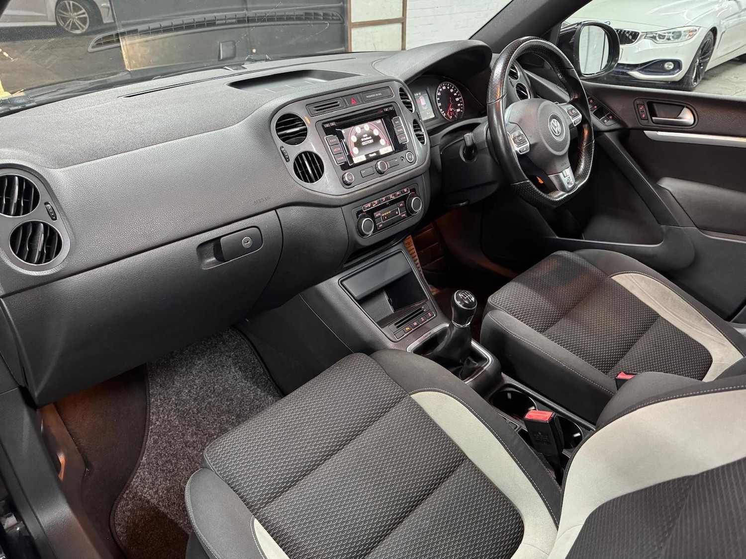 Used Volkswagen Tiguan 2015 for sale - 76597179: Photo 21