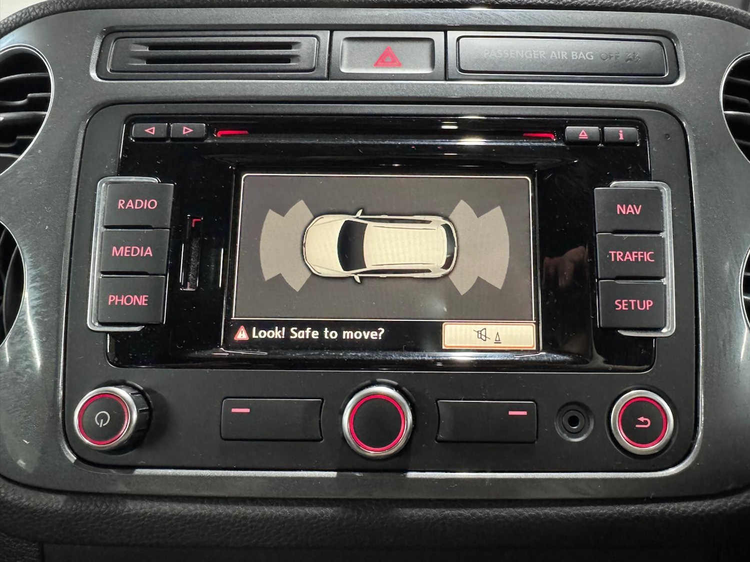 Used Volkswagen Tiguan 2015 for sale - 76597179: Photo 3