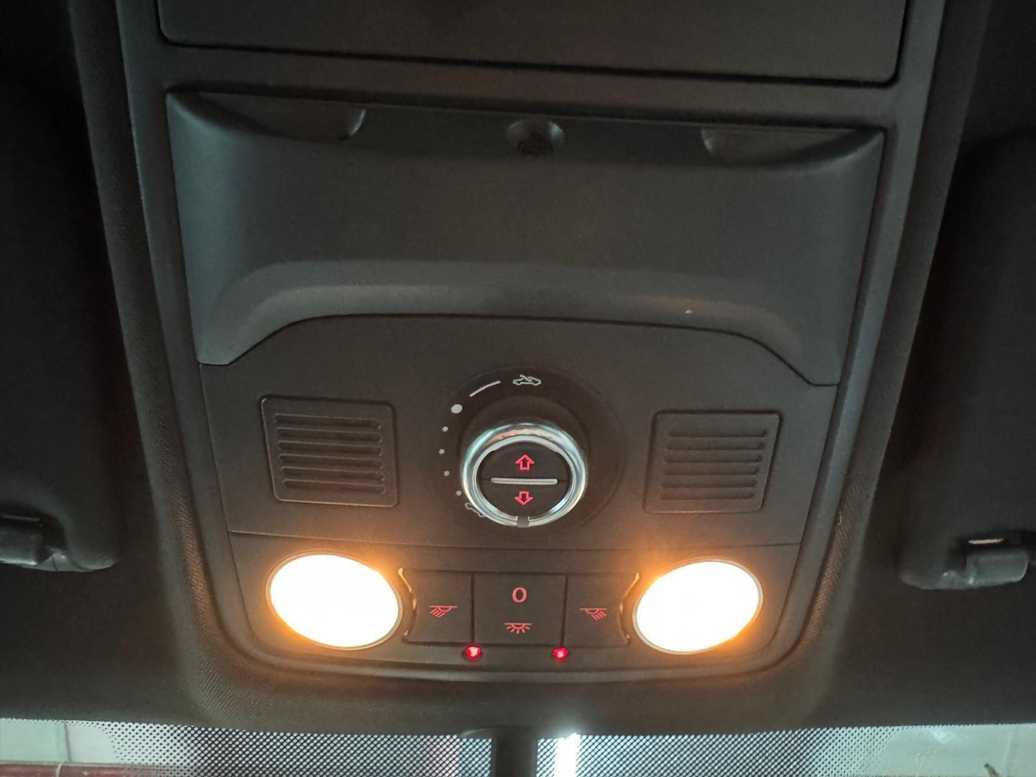 Used Volkswagen Tiguan 2015 for sale - 76597179: Photo 34