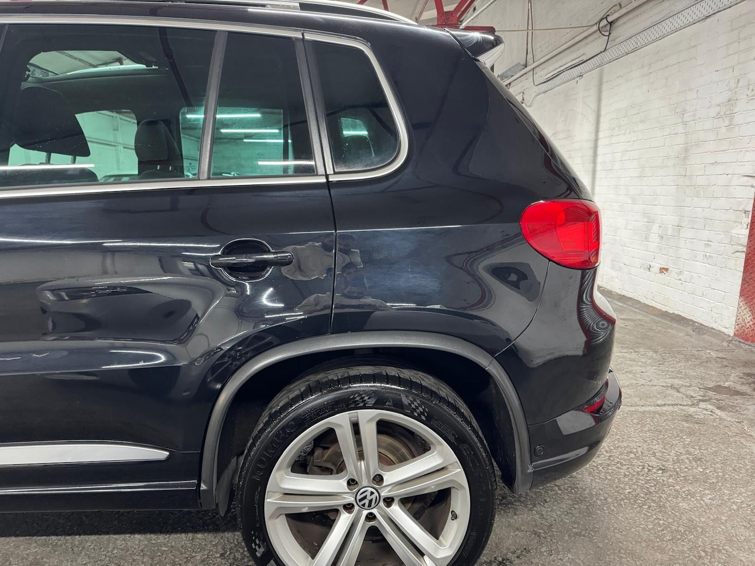 Used Volkswagen Tiguan 2015 for sale - 76597179: Photo 44