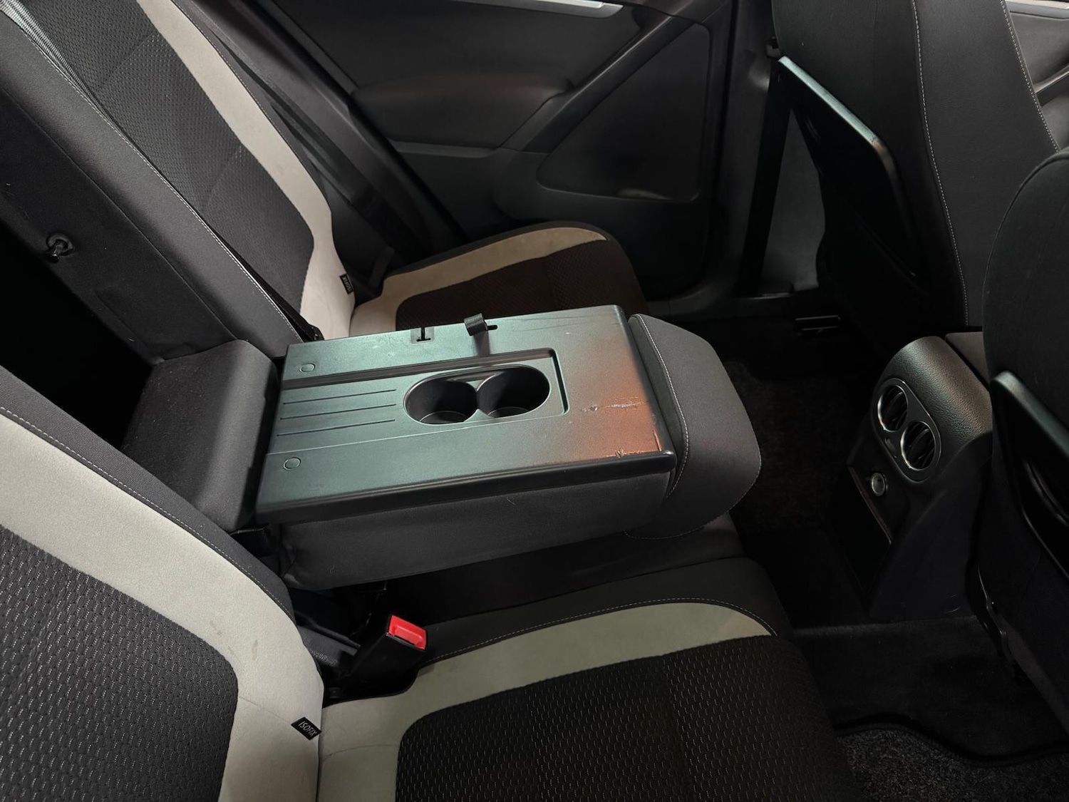 Used Volkswagen Tiguan 2015 for sale - 76597179: Photo 56