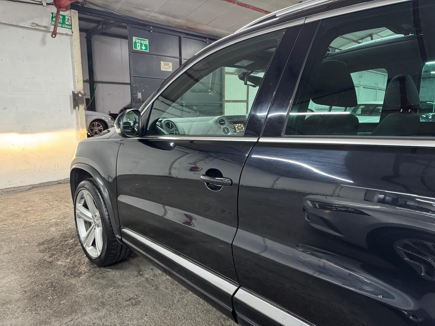 Used Volkswagen Tiguan 2015 for sale - 76597179: Photo 57