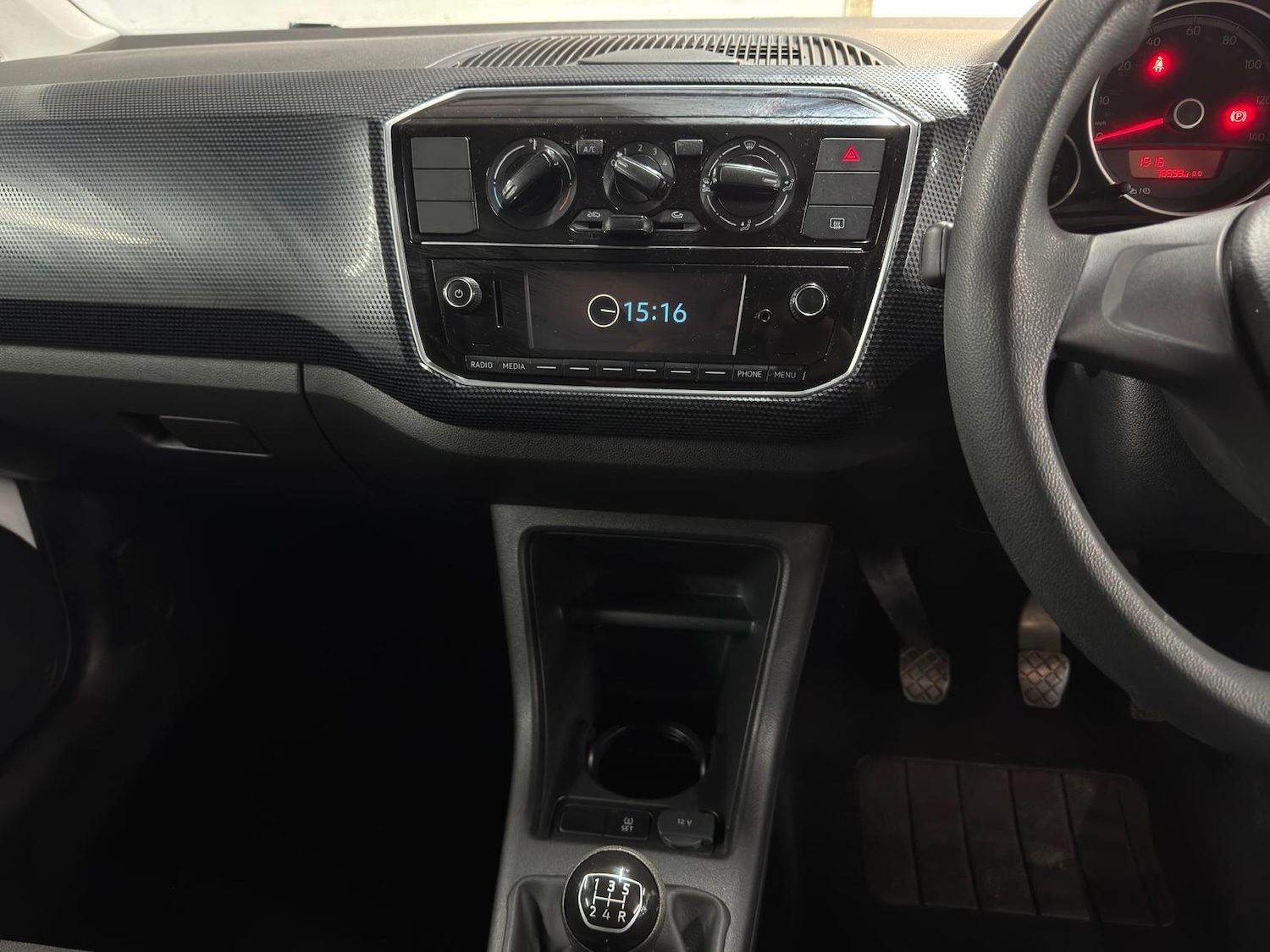 Used Volkswagen up! 2017 for sale - 78205439: Photo 19