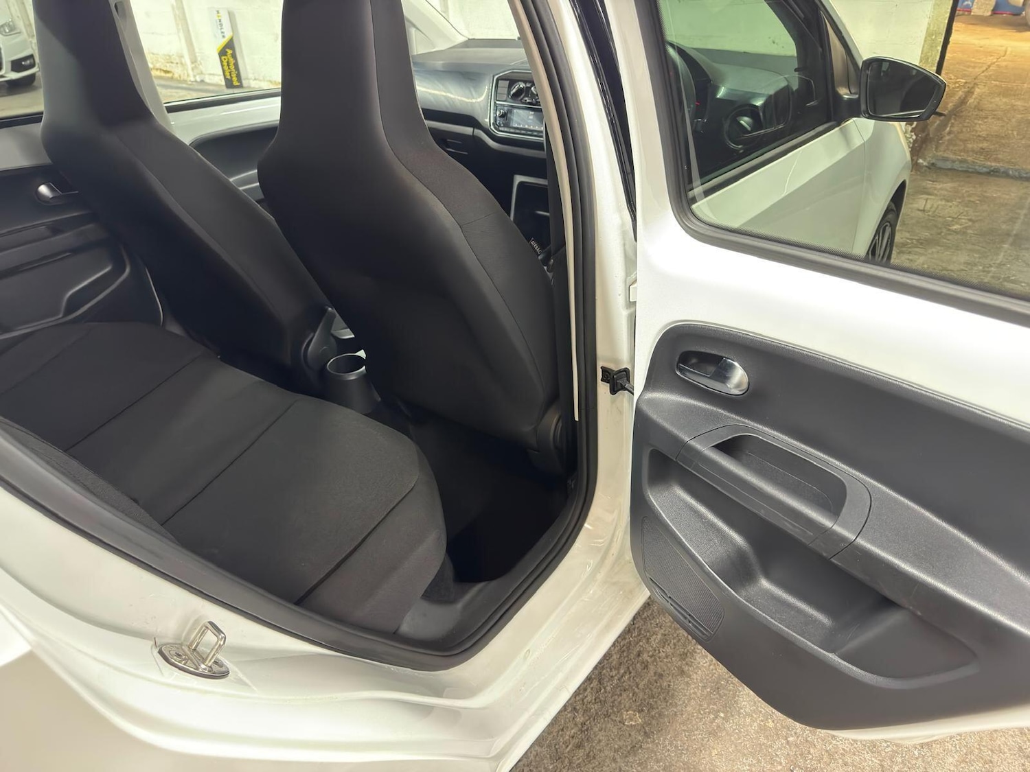 Used Volkswagen up! 2017 for sale - 78205439: Photo 22