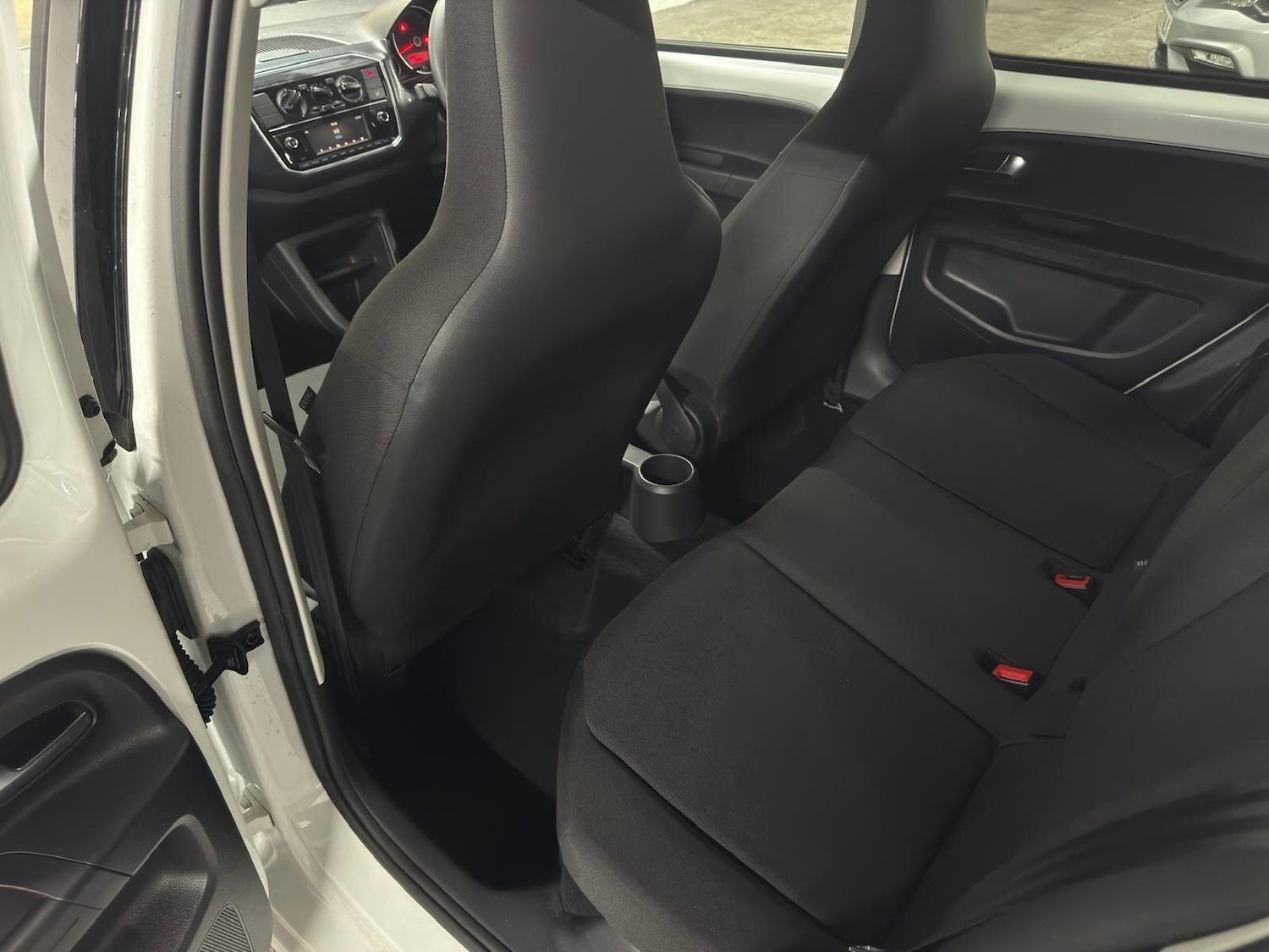 Used Volkswagen up! 2017 for sale - 78205439: Photo 35