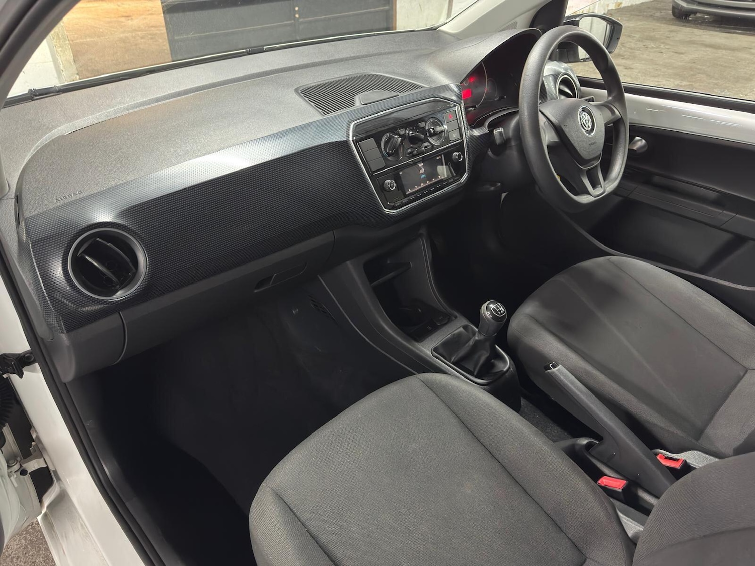 Used Volkswagen up! 2017 for sale - 78205439: Photo 36