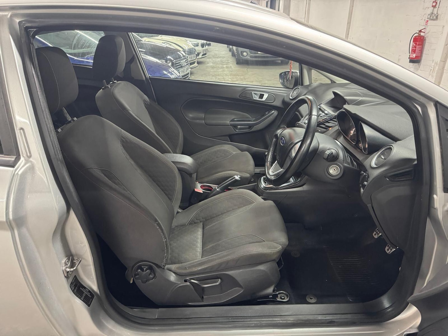 Used Ford Fiesta 2014 for sale - 77109191: Photo 15