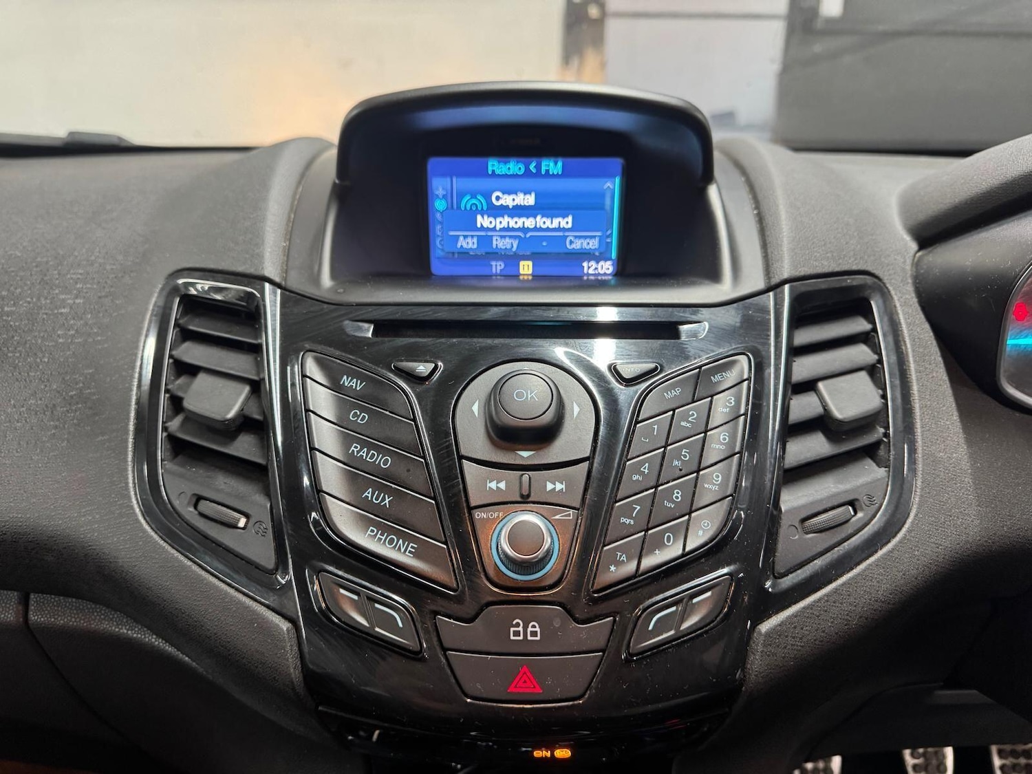 Used Ford Fiesta 2014 for sale - 77109191: Photo 21