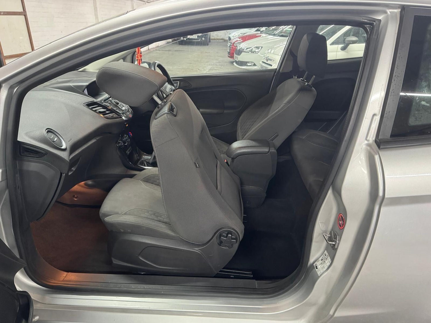 Used Ford Fiesta 2014 for sale - 77109191: Photo 38