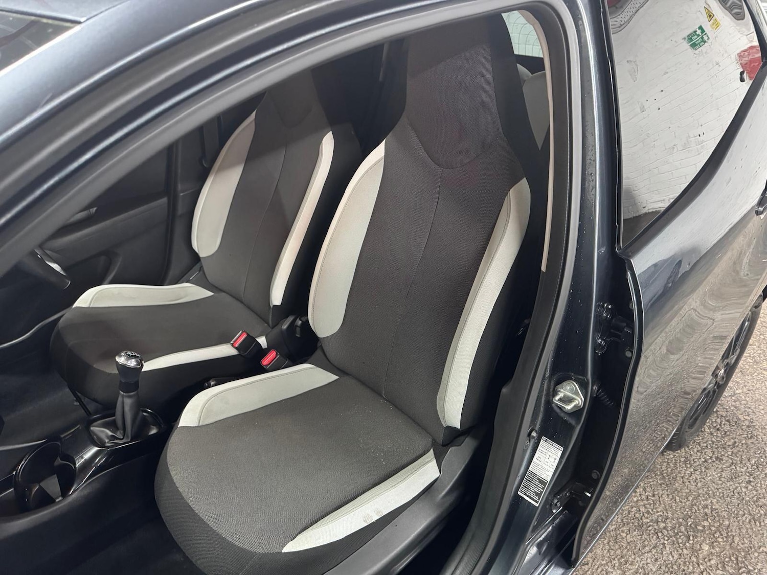 Used Toyota AYGO 2018 for sale - 77254618: Photo 14