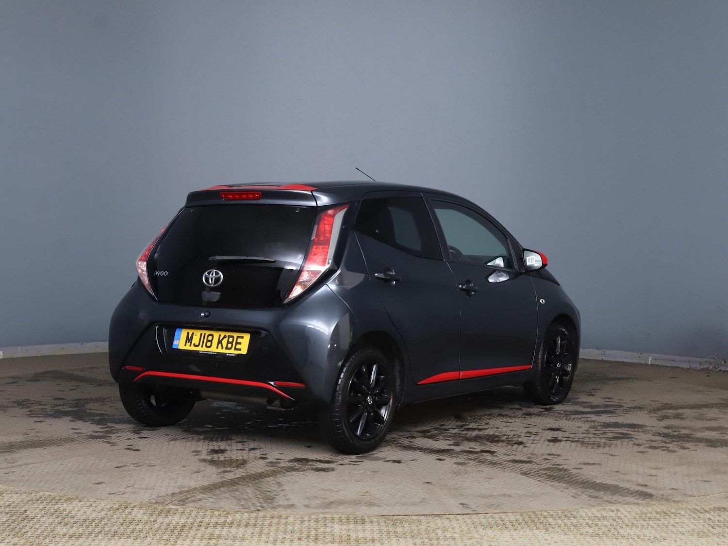 Used Toyota AYGO 2018 for sale - 77254618: Photo 4