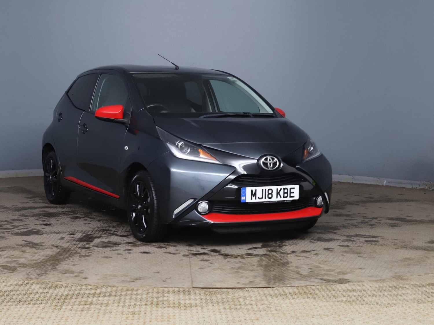 Used Toyota AYGO 2018 for sale - 77254618: Photo 6