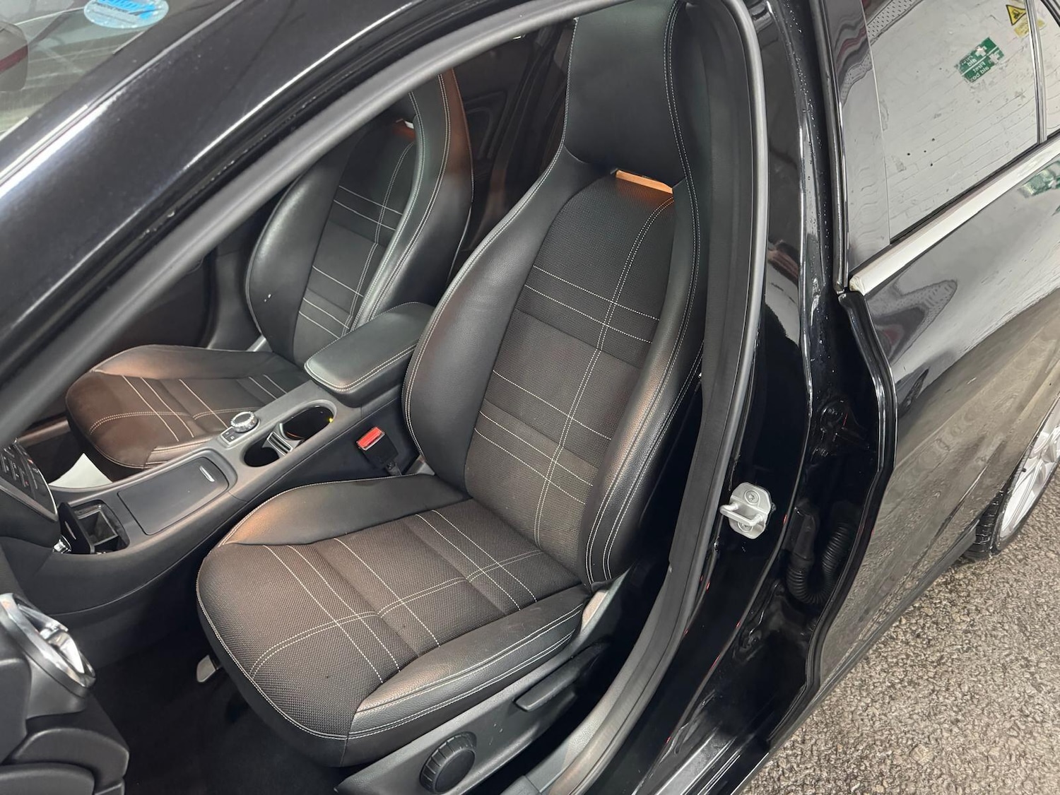 Used Mercedes-Benz A-Class 2014 for sale - 77387262: Photo 16