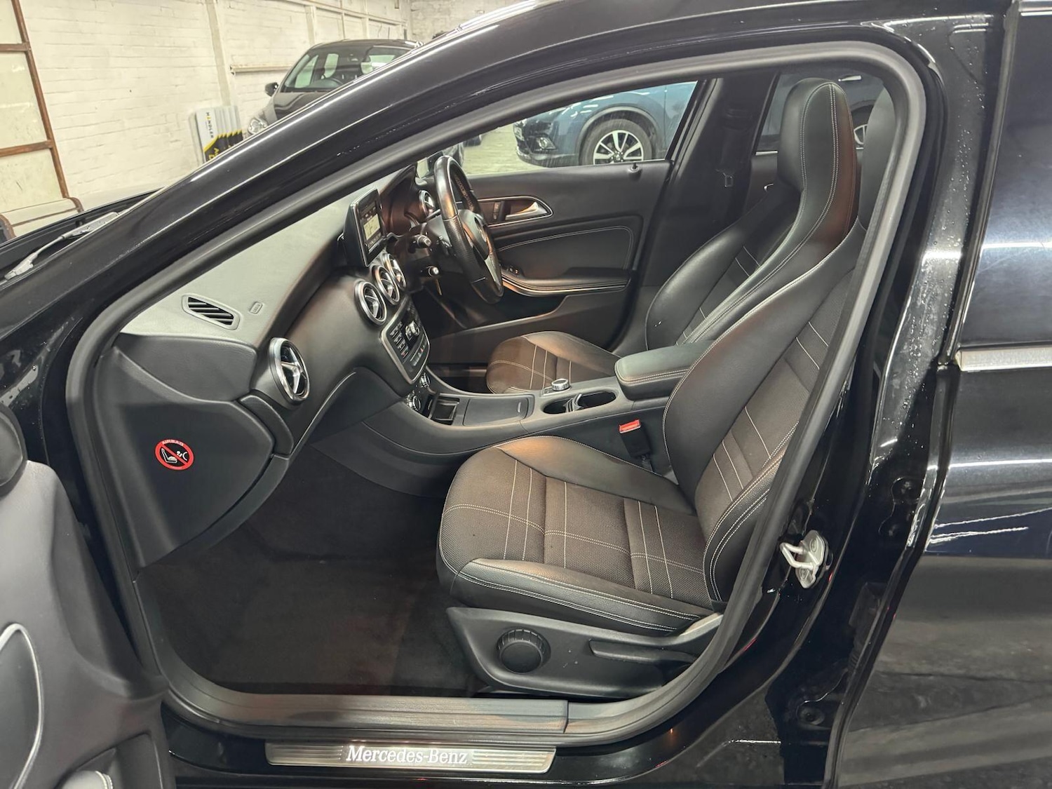 Used Mercedes-Benz A-Class 2014 for sale - 77387262: Photo 17