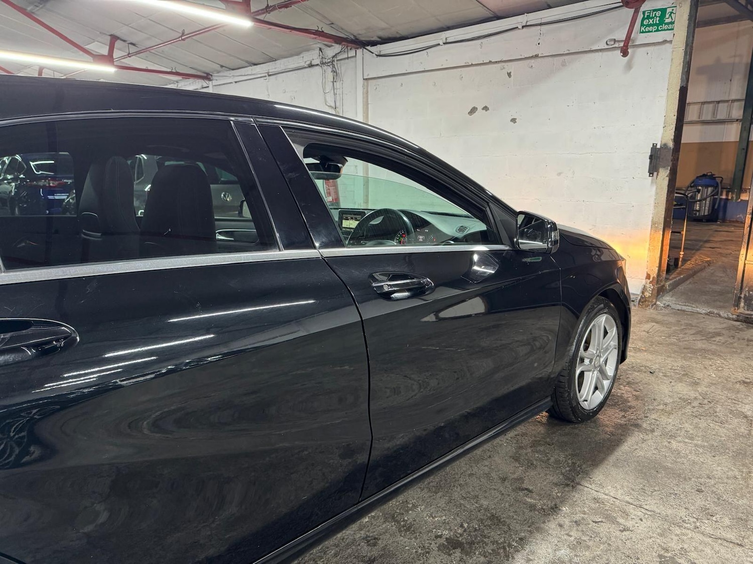 Used Mercedes-Benz A-Class 2014 for sale - 77387262: Photo 32