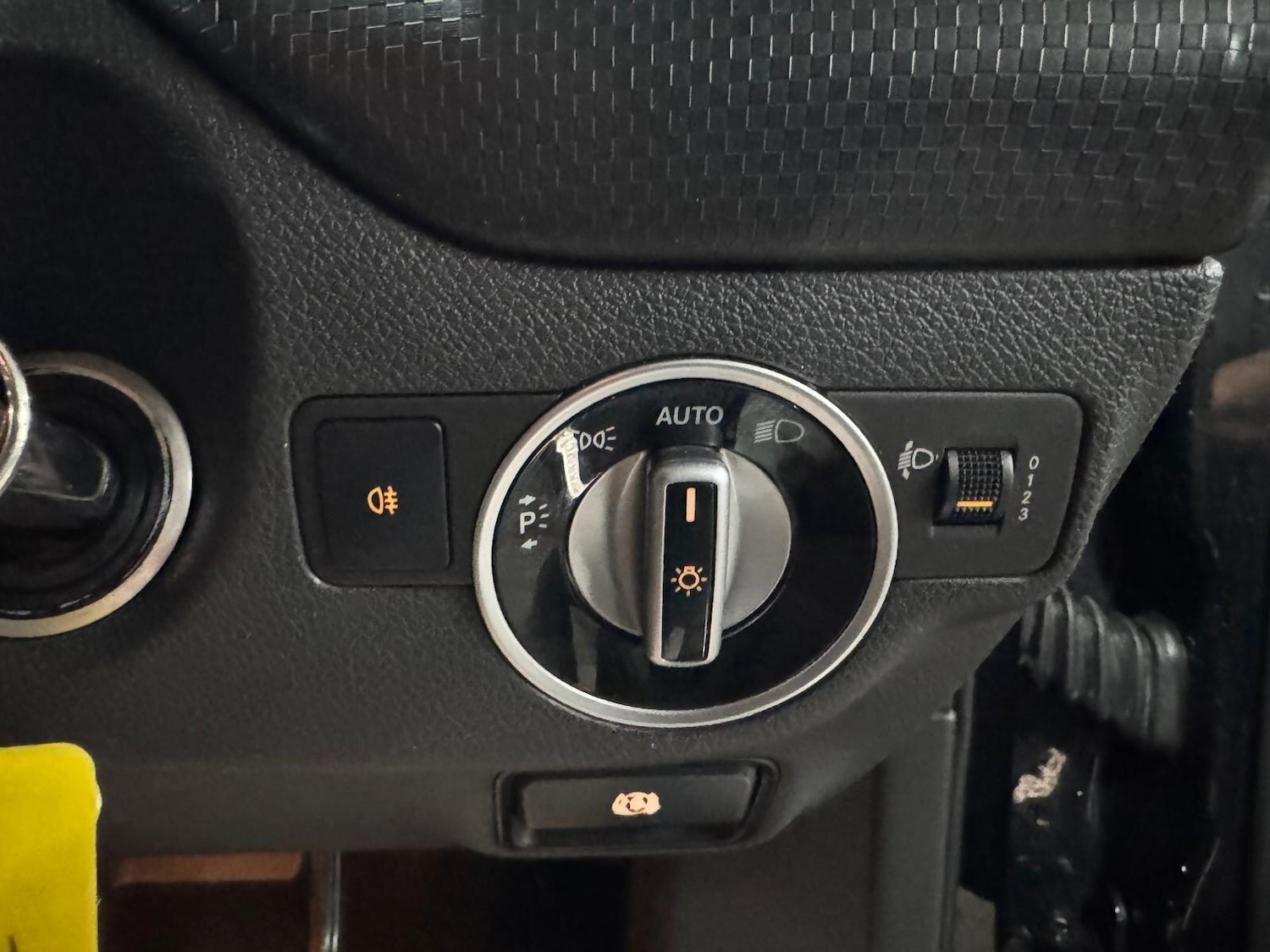 Used Mercedes-Benz A-Class 2014 for sale - 77387262: Photo 38