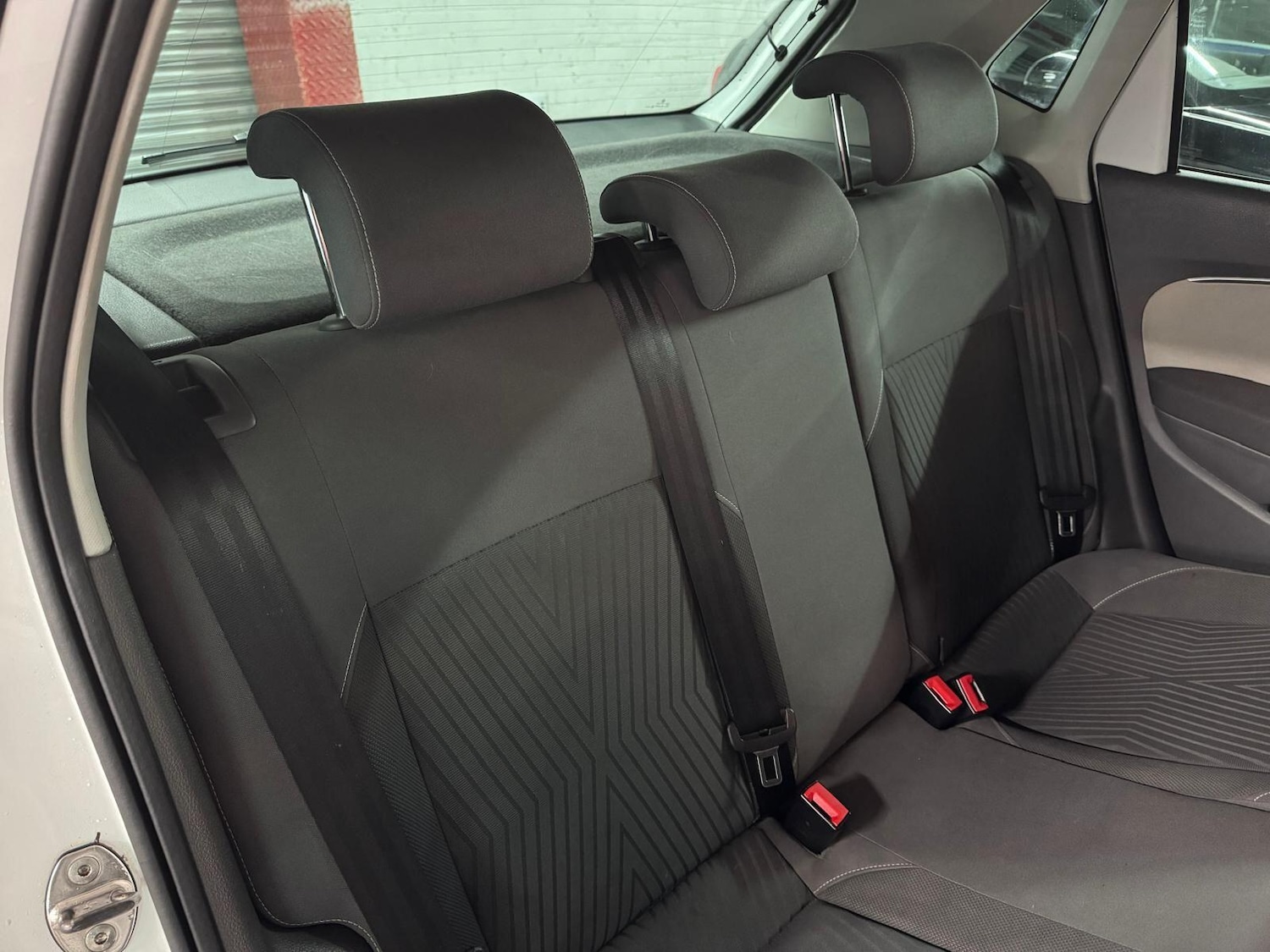 Used Volkswagen Polo 2015 for sale - 76935845: Photo 22