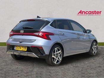 Used Hyundai i20 2024 for sale - 79102375: Photo