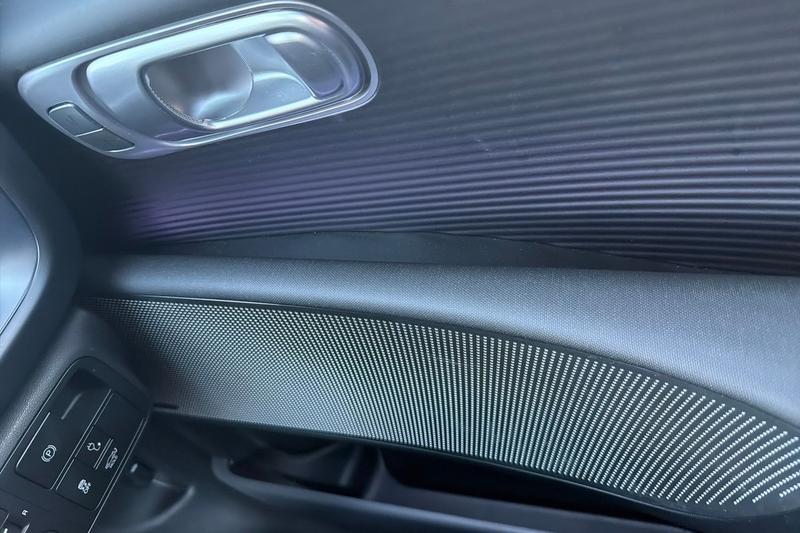 Used Hyundai IONIQ 6 2024 for sale - 77082329: Photo 16