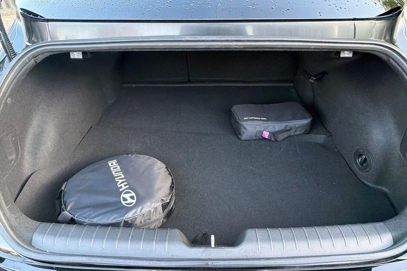 Used Hyundai IONIQ 6 2024 for sale - 77082329: Photo 24