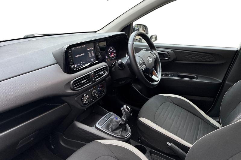 Used Hyundai i10 2021 for sale - 76949057: Photo 13