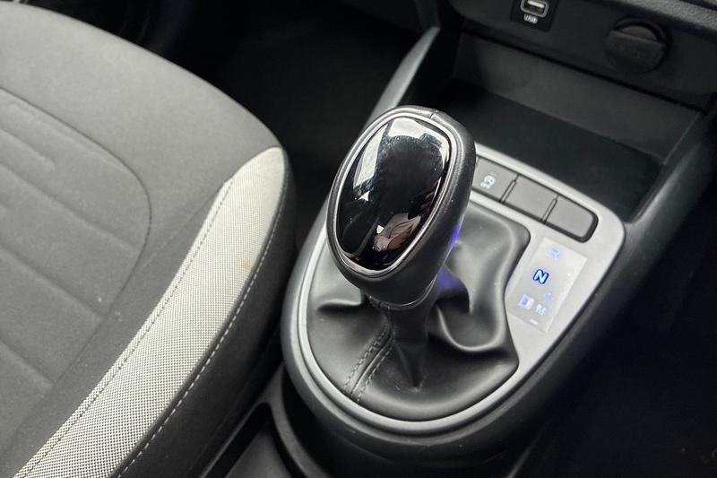 Used Hyundai i10 2021 for sale - 76949057: Photo 14