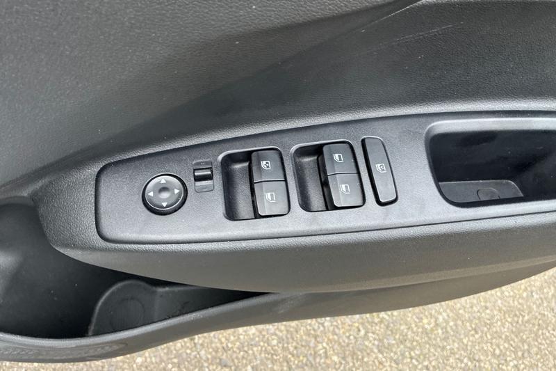 Used Hyundai i10 2021 for sale - 76949057: Photo 16