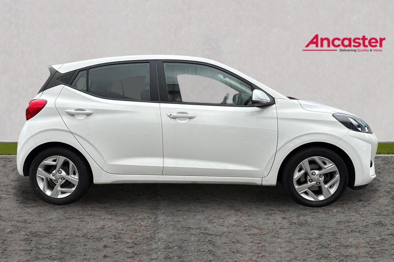 Used Hyundai i10 2021 for sale - 76949057: Photo 2