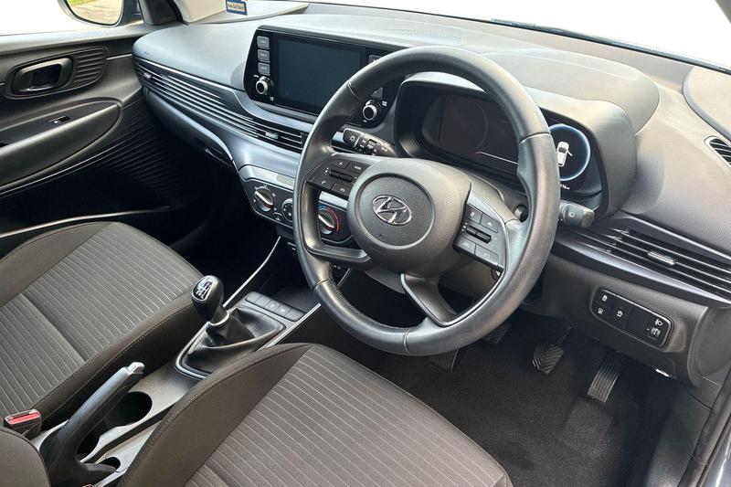 Used Hyundai i20 2023 for sale - 77825934: Photo 10