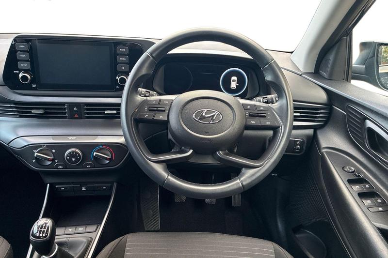 Used Hyundai i20 2023 for sale - 77825934: Photo 11