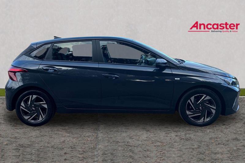 Used Hyundai i20 2023 for sale - 77825934: Photo 2