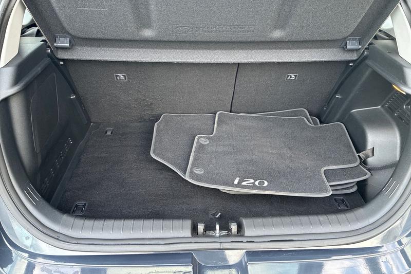 Used Hyundai i20 2023 for sale - 77825934: Photo 24