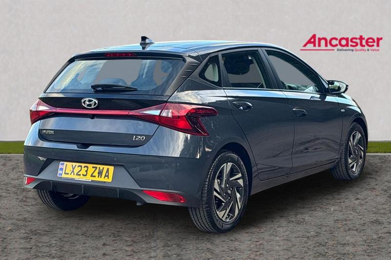 Used Hyundai i20 2023 for sale - 77825934: Photo 3