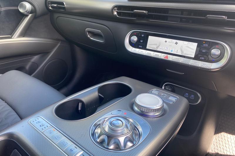Used Genesis GV60 2025 for sale - 76332620: Photo 14