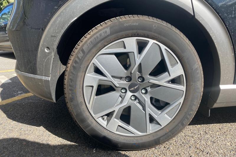 Used Genesis GV60 2025 for sale - 76332620: Photo 9